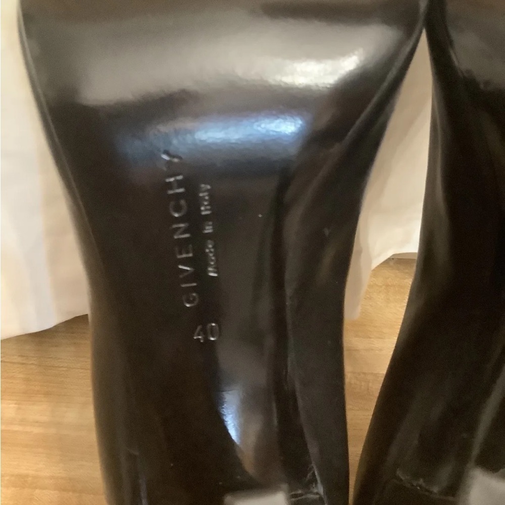 Givenchy Black Cage Peep Toe Leather Pumps Size 40-EU / 10-US NWOB - Picture 8 of 10